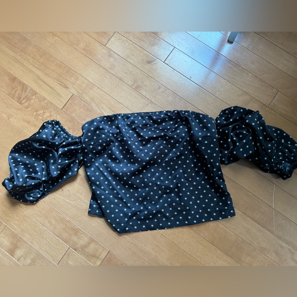 Urban Outfitters Satine Cropped Puff Sleeve Blouse